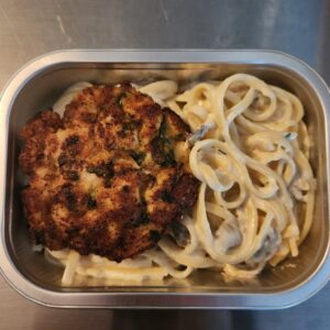 Burger de poulet, Linguine champignons Bacon